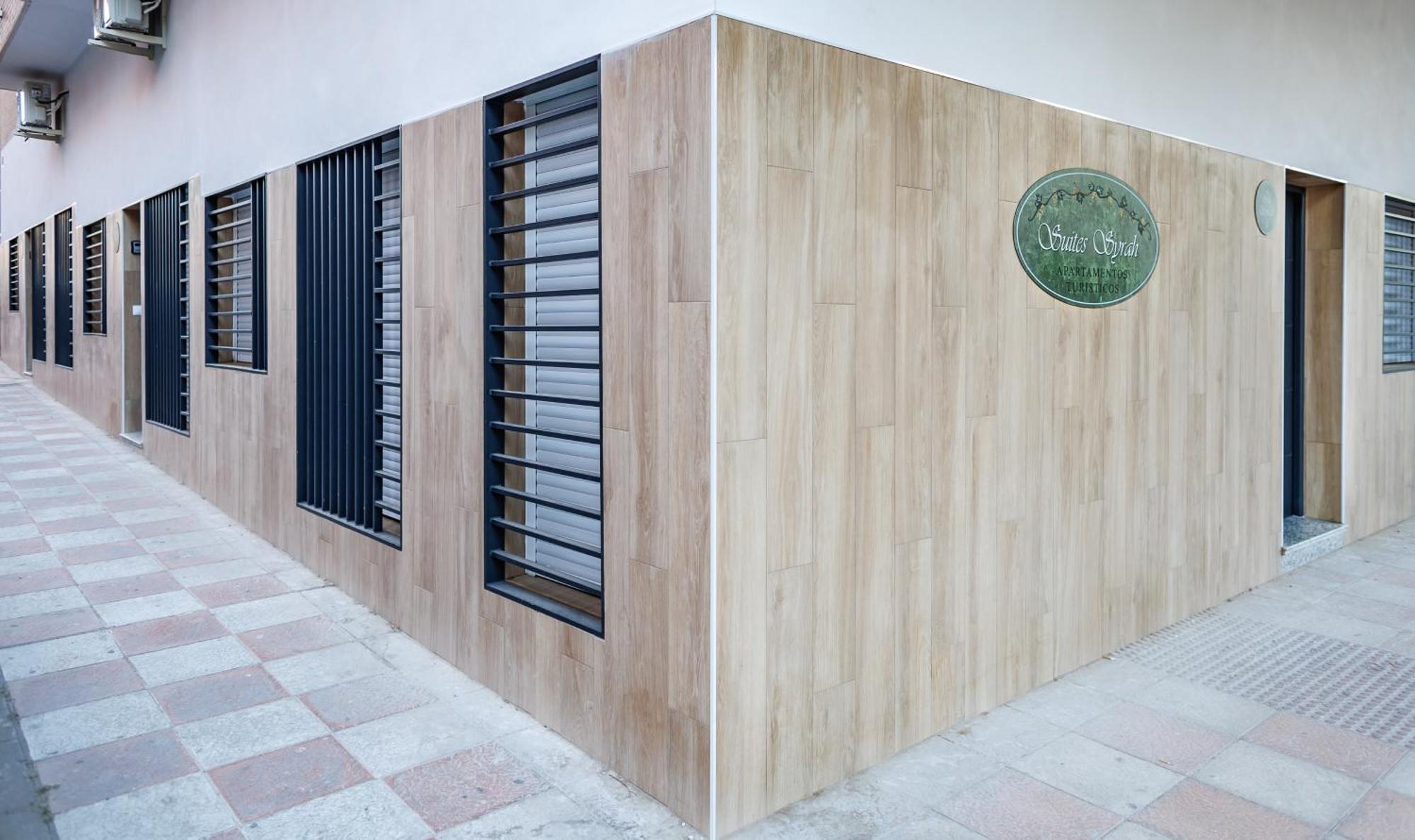 Apartamentos Luxury Suites Syrah Almendralejo Luaran gambar